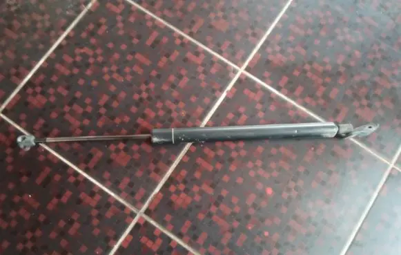 Seat Alhambra (Mk1) Tailgate/trunk strut/damper