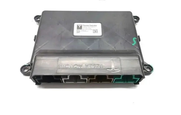Tesla Model S Air conditioning/heating control unit 1034215-00-A