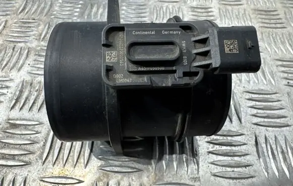 Mercedes-Benz Sprinter W906 Mass air flow meter A6519050500 M0042