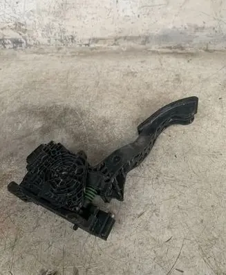 Volkswagen Taigo Accelerator throttle pedal 2q1723503