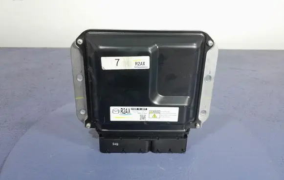 Mazda CX-7 Engine control unit/module ECU R2AX18881F