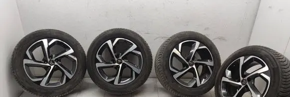 Citroen C5 Aircross R18 alloy rim 9828110677