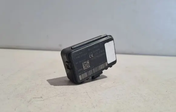Jaguar XJ X351 Antenna control unit AH4215K602