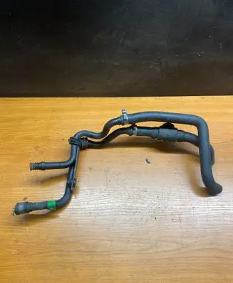 BMW 5 E39 Engine coolant pipe/hose