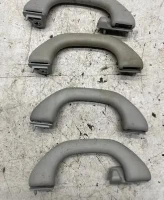 Skoda Octavia Mk2 (1Z) A set of handles for the ceiling 