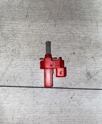Clutch pedal sensor