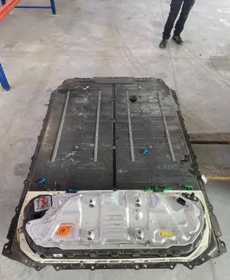 Tesla Model Y Hybrid / electric car battery 166696900D