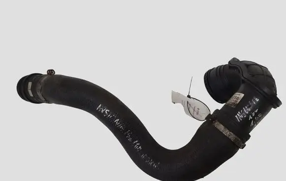 Opel Insignia A Intercooler hose/pipe 13345556 360578926