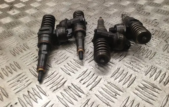 Fuel injectors set