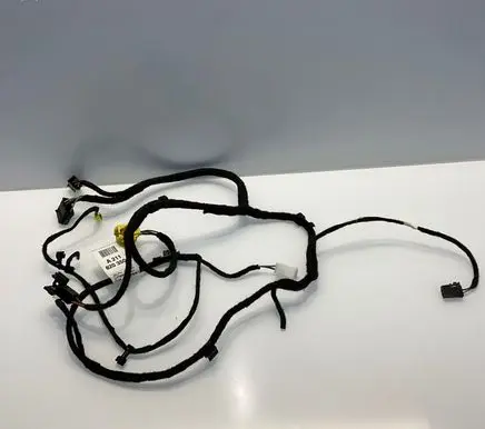 Mercedes-Benz E W211 Seat wiring loom A2118203504 2118203504