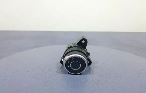 Alfa Romeo Stelvio Other switches/knobs/shifts 156129254