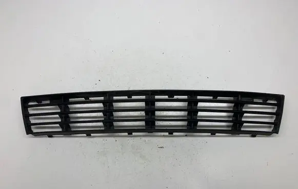 Audi A4 S4 B5 8D Front bumper lower grill 8D0807683AA