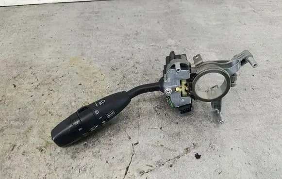Mercedes-Benz B W245 Wiper turn signal indicator stalk/switch