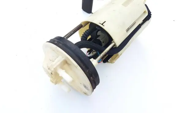 Nissan Almera Tino In-tank fuel pump 170405M300 0580313043