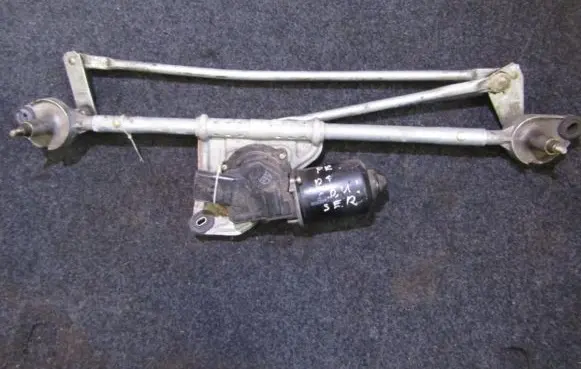 Chrysler PT Cruiser Front wiper linkage and motor