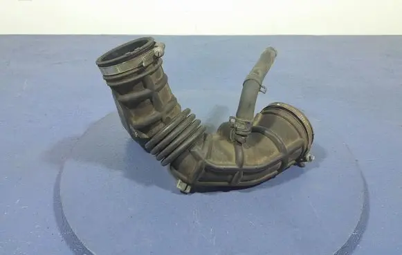 Chevrolet Spark Air intake hose/pipe 96827734