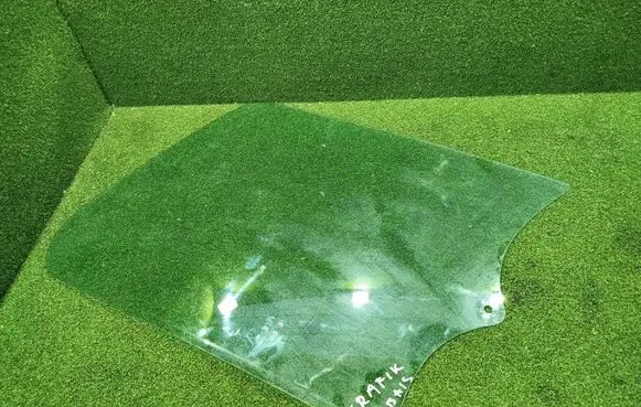 Opel Vivaro Front door window/glass (coupe) 43R000464 DOT39AS2M33