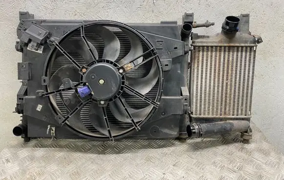 Renault Clio IV Radiator set 214818009R 214107326R 144963014R