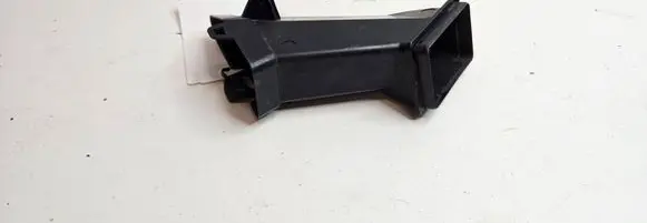 BMW 4 G22 G23 G24 G26 Intercooler air channel guide 7427857