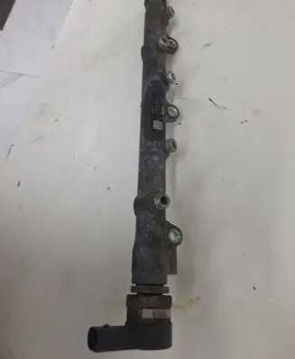 BMW 5 E60 E61 Fuel main line pipe 7787164