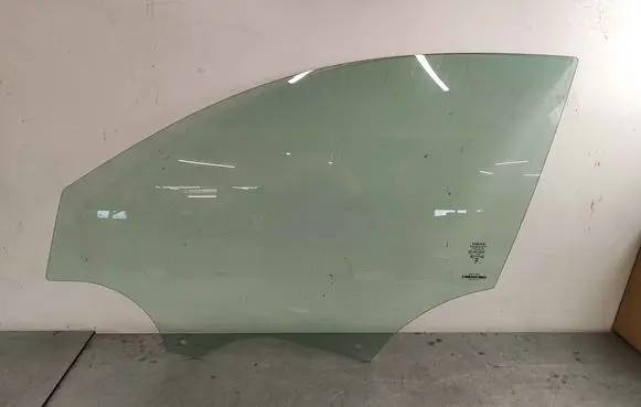 Volvo C40 Front door window glass four-door 32132244