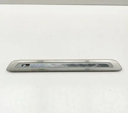 Volkswagen Touareg II Front sill trim cover 7P6853467R