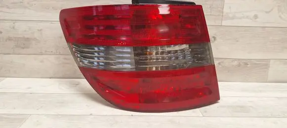 Mercedes-Benz B W245 Rear/tail lights A1698202364 27520114 A169820