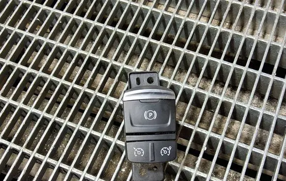 Renault Kadjar Hand parking brake switch 363214222R