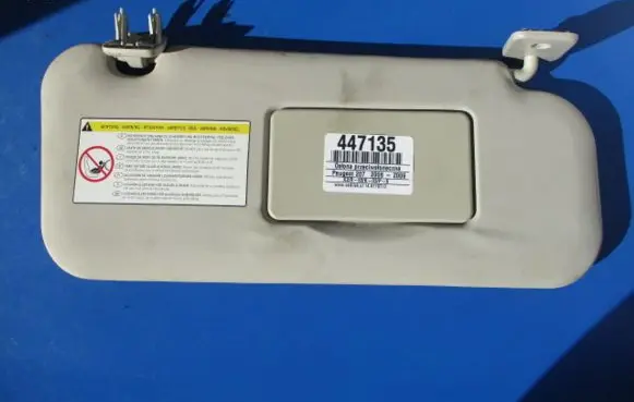 Peugeot 207 CC Sun visor