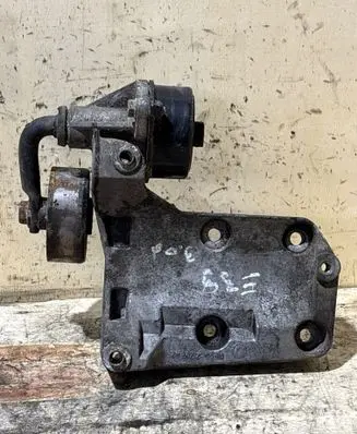 BMW 5 E39 A/C compressor mount bracket 2247421 64552247421
