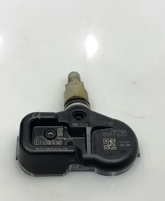 Nissan Qashqai Tire pressure sensor 10R035437