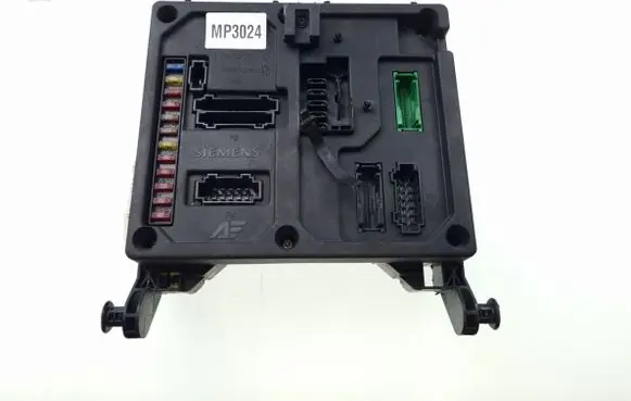 Volkswagen Sharan Fuse module S108145300D