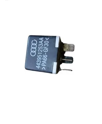 Volkswagen Touareg I Other relay 443951253AA
