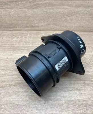 Renault Laguna II Mass air flow meter 8200250136 8200235277
