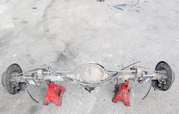 Mercedes-Benz Sprinter W907 W910 Rear axle beam with reductor A9073500701 51133923 004071077