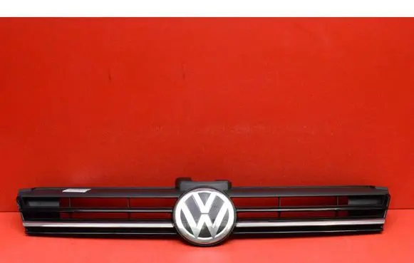 Volkswagen Golf Sportsvan Front grill 5G0853653Q