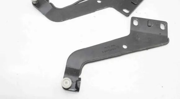 Seat Alhambra (Mk2) Sliding door upper roller guide/hinge 7N0843436D 7N0843435D