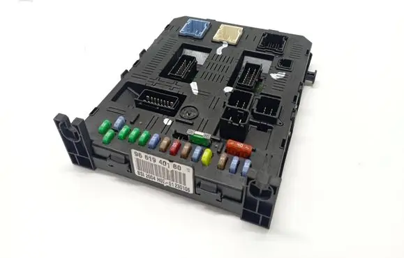 Peugeot 407 Comfort/convenience module 281174310A 216760315 281171731B
