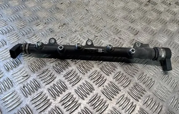 BMW 3 E90 E91 Fuel main line pipe 7787164