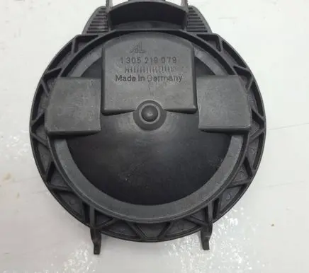 Mercedes-Benz C W203 Headlight/headlamp dust cover 1305219079