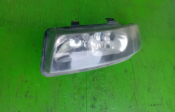 Seat Leon (1M) Headlight/headlamp