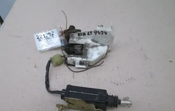 KIA Clarus Rear door lock