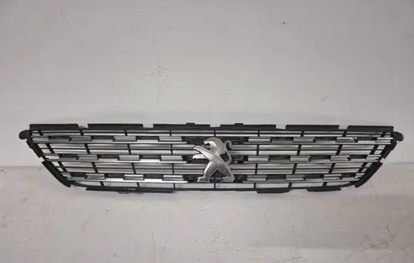 Peugeot 308 Front bumper upper radiator grill AA38247938