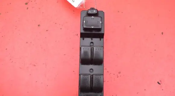 Mazda MX-5 NC Miata Electric window control switch K0021