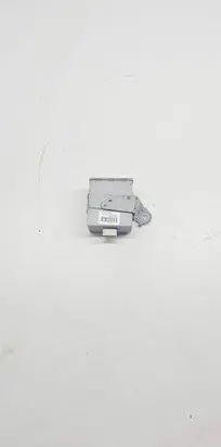 Toyota Corolla E120 E130 Door central lock control unit/module 8974102050
