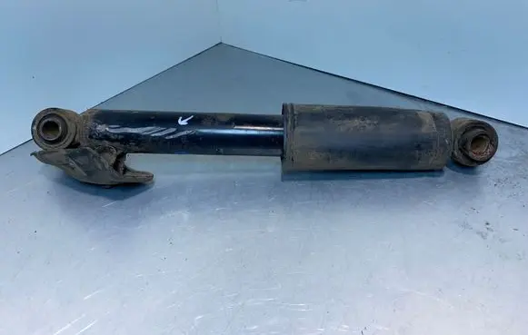 KIA Sorento Rear shock absorber/damper 553102P200