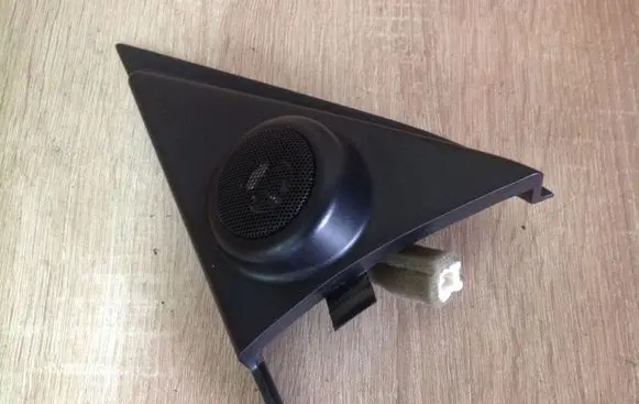 Panel speaker