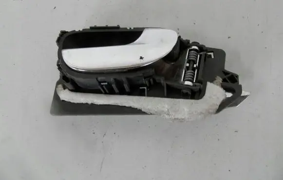 Peugeot 307 Rear door interior handle 
