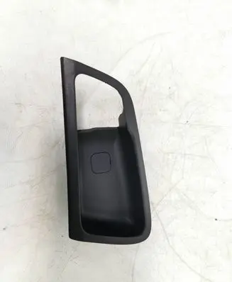 Hyundai i30 Other front door trim element 826112L000