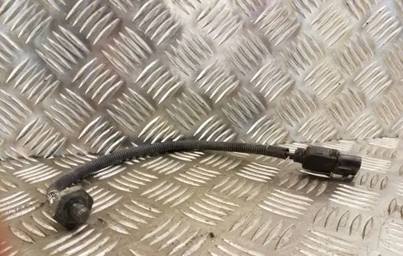 Hyundai Sonata Oil pressure sensor 3950038032